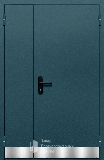 Фото двери «Полуторная с отбойником №33» в Реутове